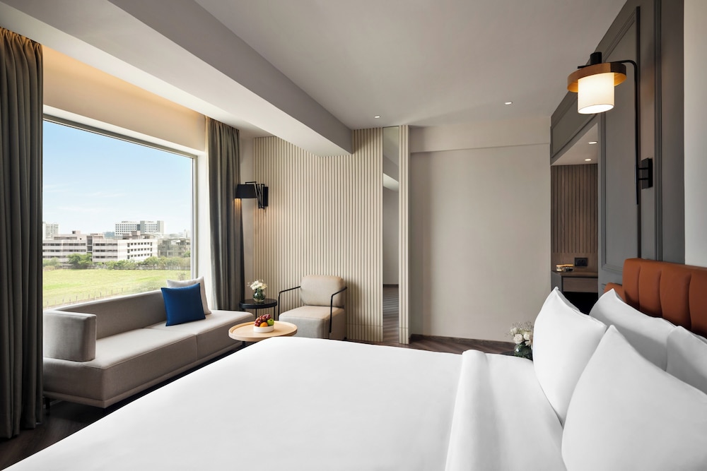 Ramada Encore by Wyndham Indore Nipania 8/44