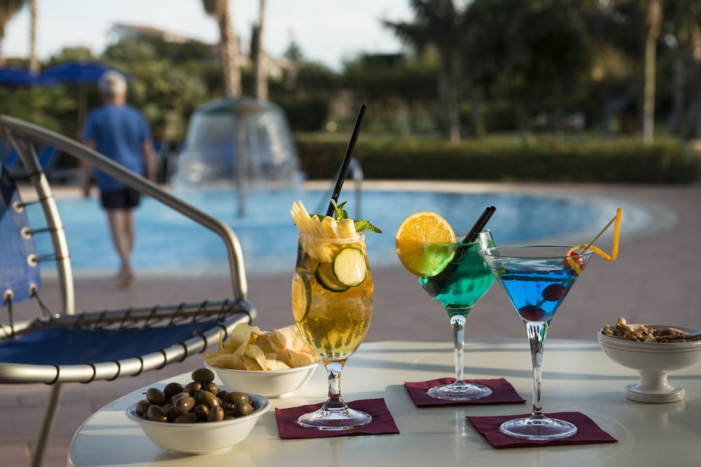 Lantana Resort Hotel and Apartments 34/68