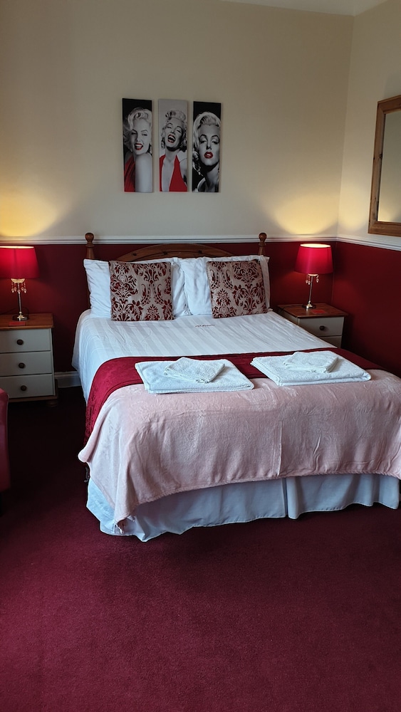 All Seasons Guest House 15/38