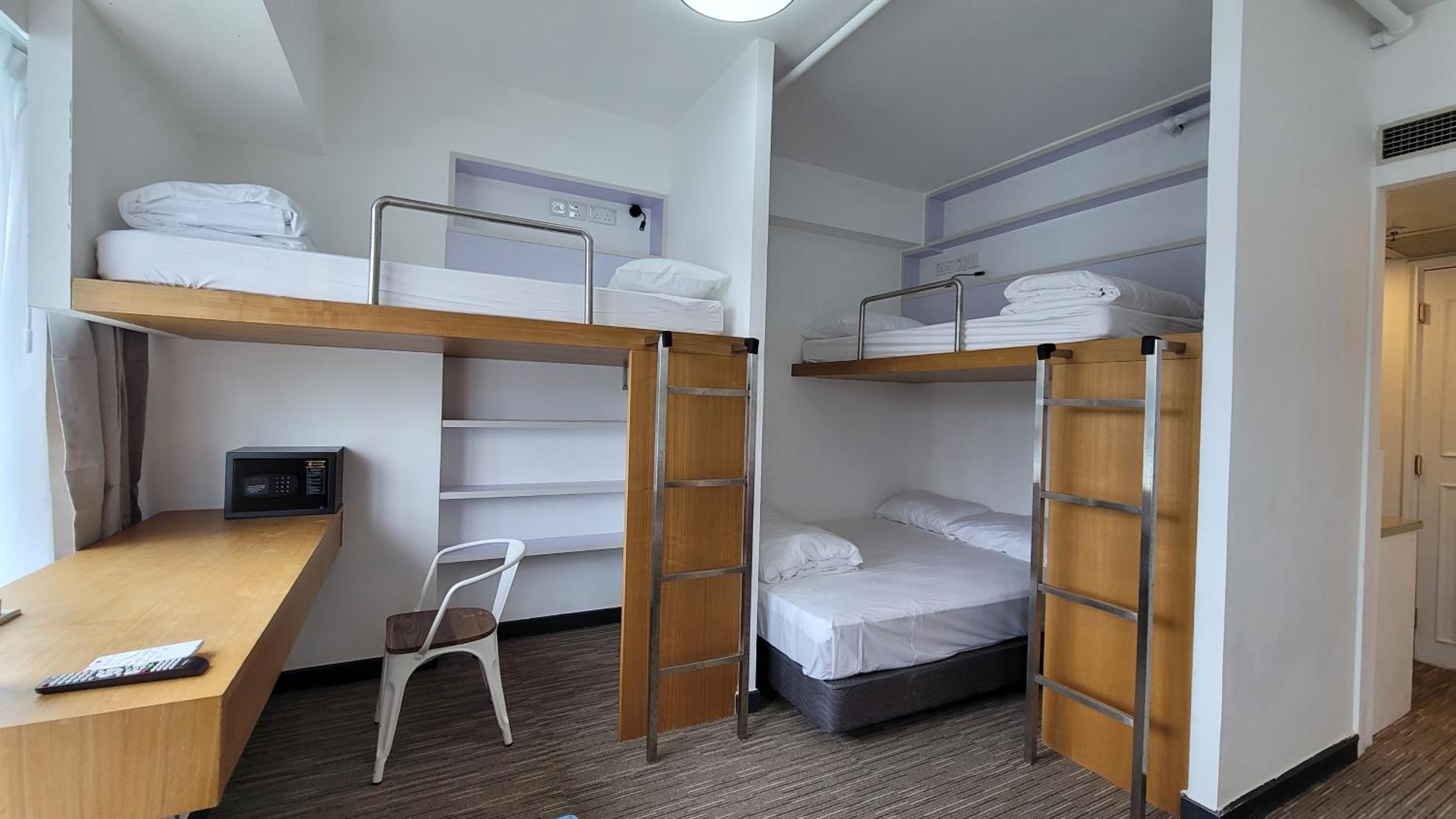 غرفة عائلية بسرير بطابقين بإطلالة على البحر، Grand Bay View Hotel 6/7