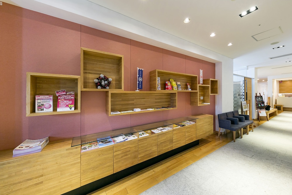 Sotetsu Fresa Inn Nagano-Zenkojiguchi (ex. Sunroute Nagano Hotel) 8/65