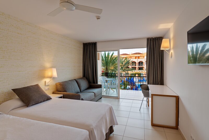 Double room with pool view Single Use