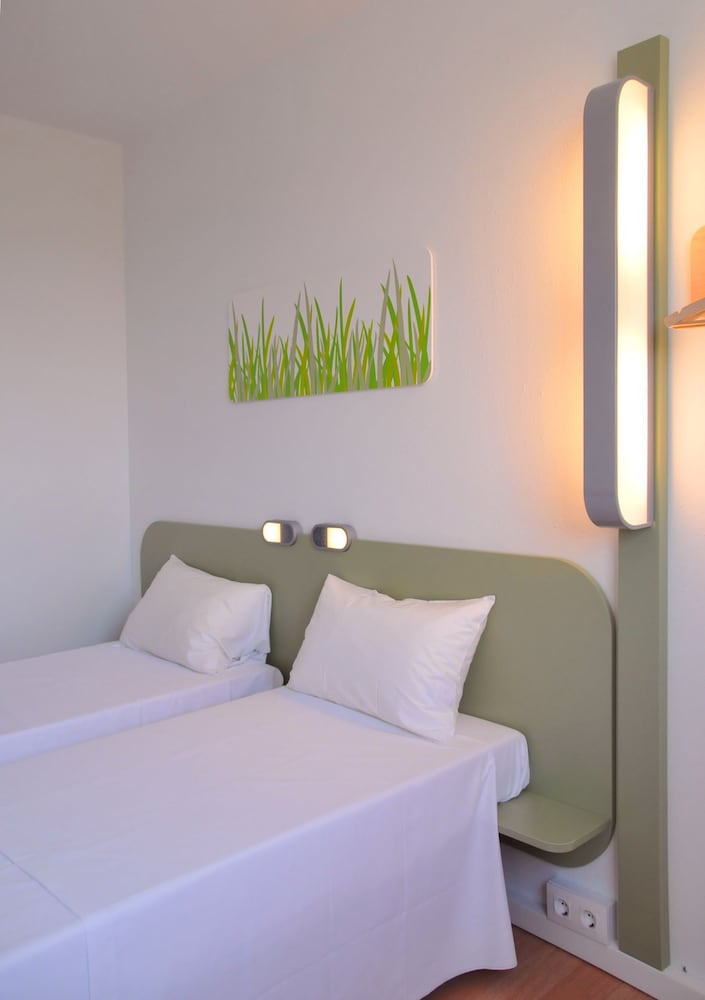 Ibis Girona Costa Brava 31/50