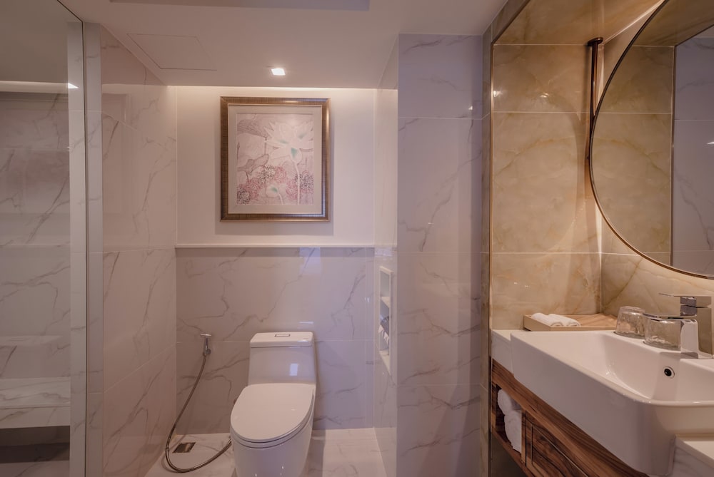 Aira Bkk Sukhumvit 11 By Kingston Hotels 47/50