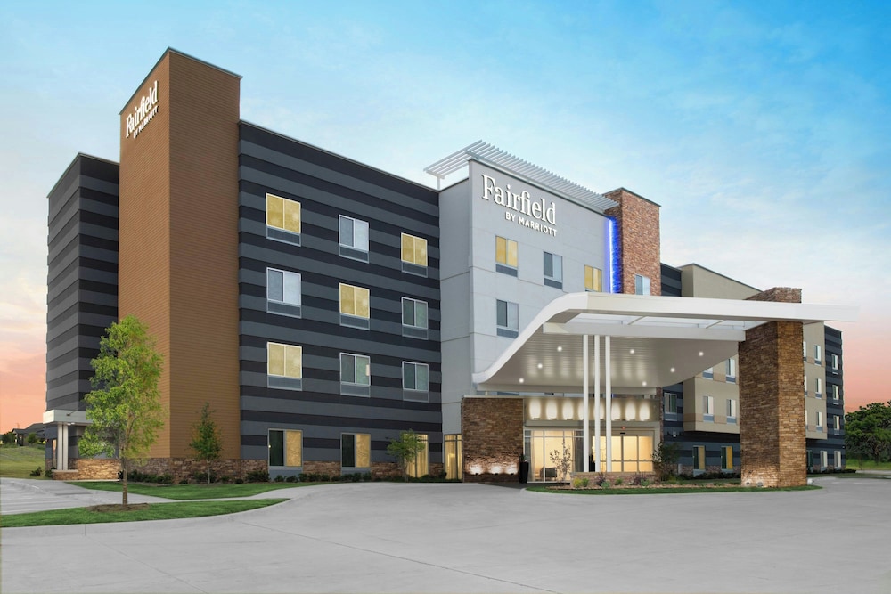 Fairfield Inn & Suites DeSoto Dallas South 1/44