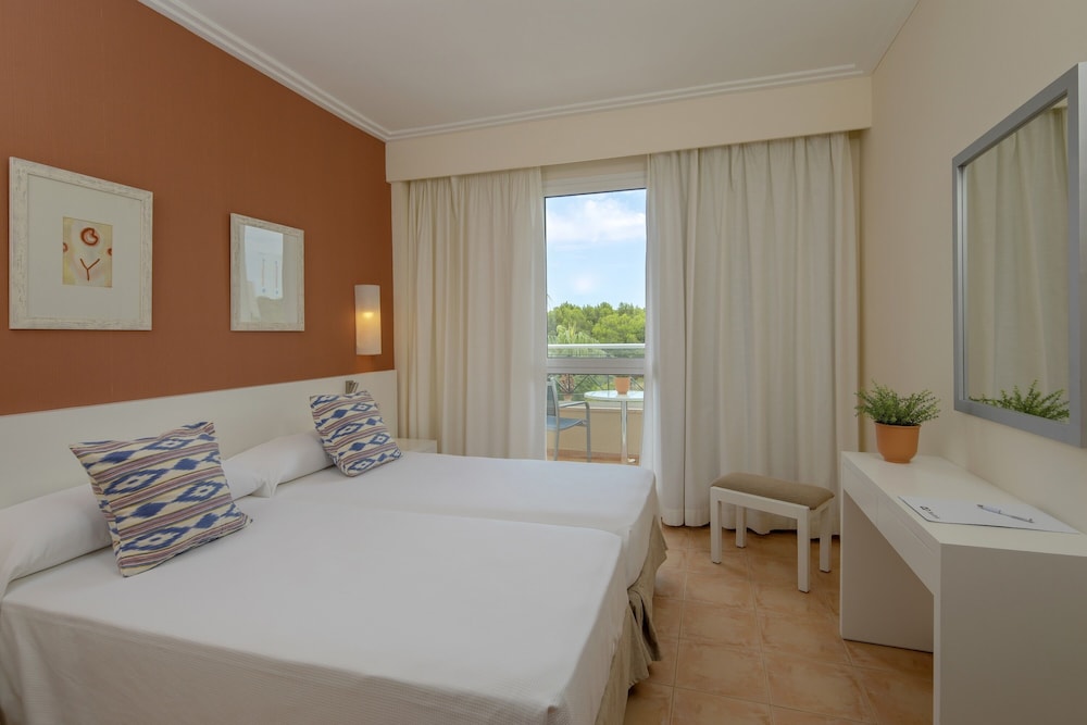 1 Bedroom, Apartment, Balcony
