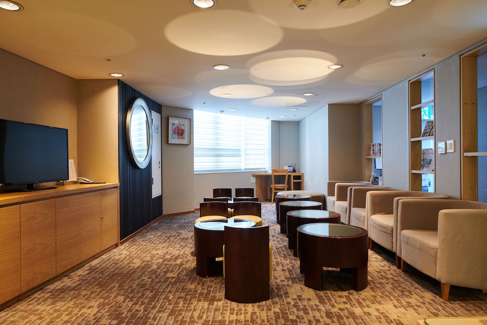Nine Tree by Parnas Seoul Myeongdong 1 48/65