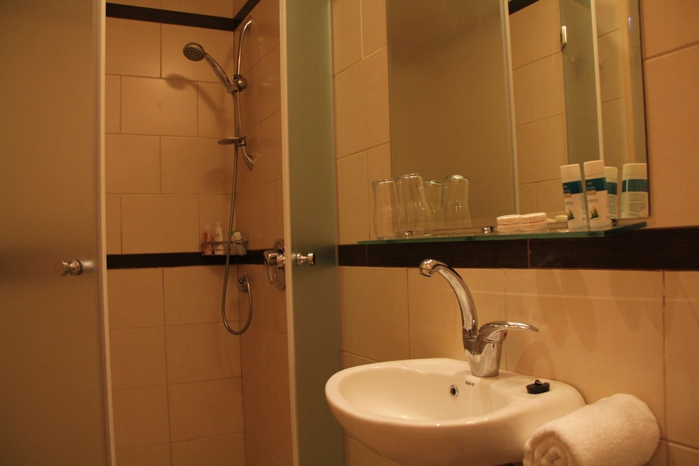 ECONOMY, STUDIO, DOUBLE BED