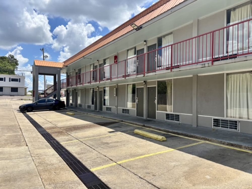 Western Inn Hattiesburg 20/36