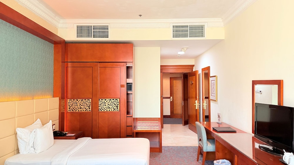 غرفة سوبيريور بسريرين منفصلين، Sunday Hotel Al Barsha Dubai Mall of the Emirates Formerly Grand Excelsior Al Barsha 2/9