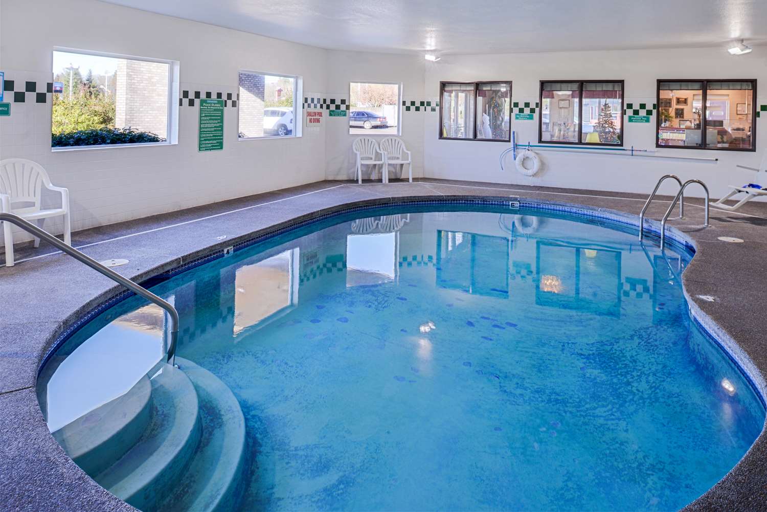 Travelodge Suites By Wyndham Newberg 35/60
