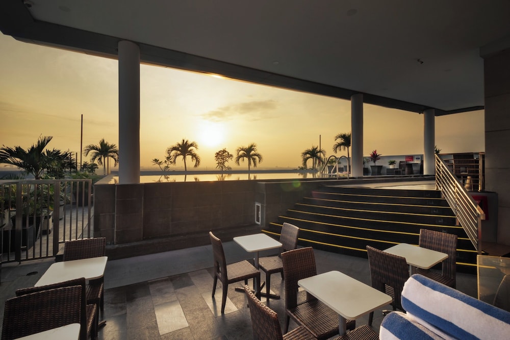 SWISS-BELINN SKA PEKANBARU 53/64