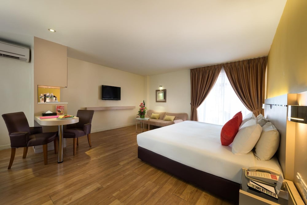 Hotel Sentral Georgetown 6/25