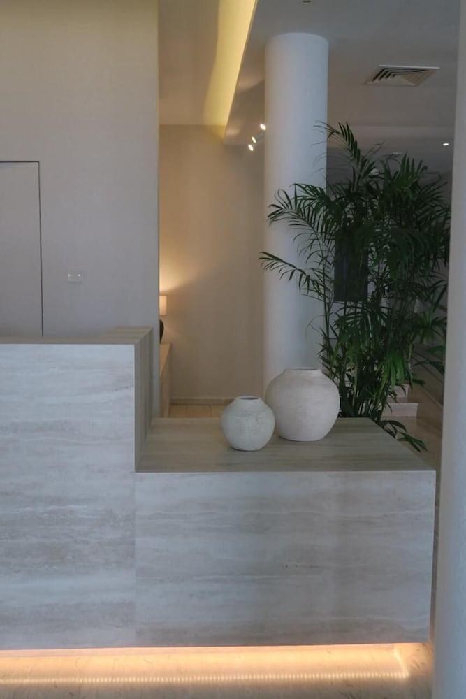 Anonymous Beach Hotel - Adults Only 13/72