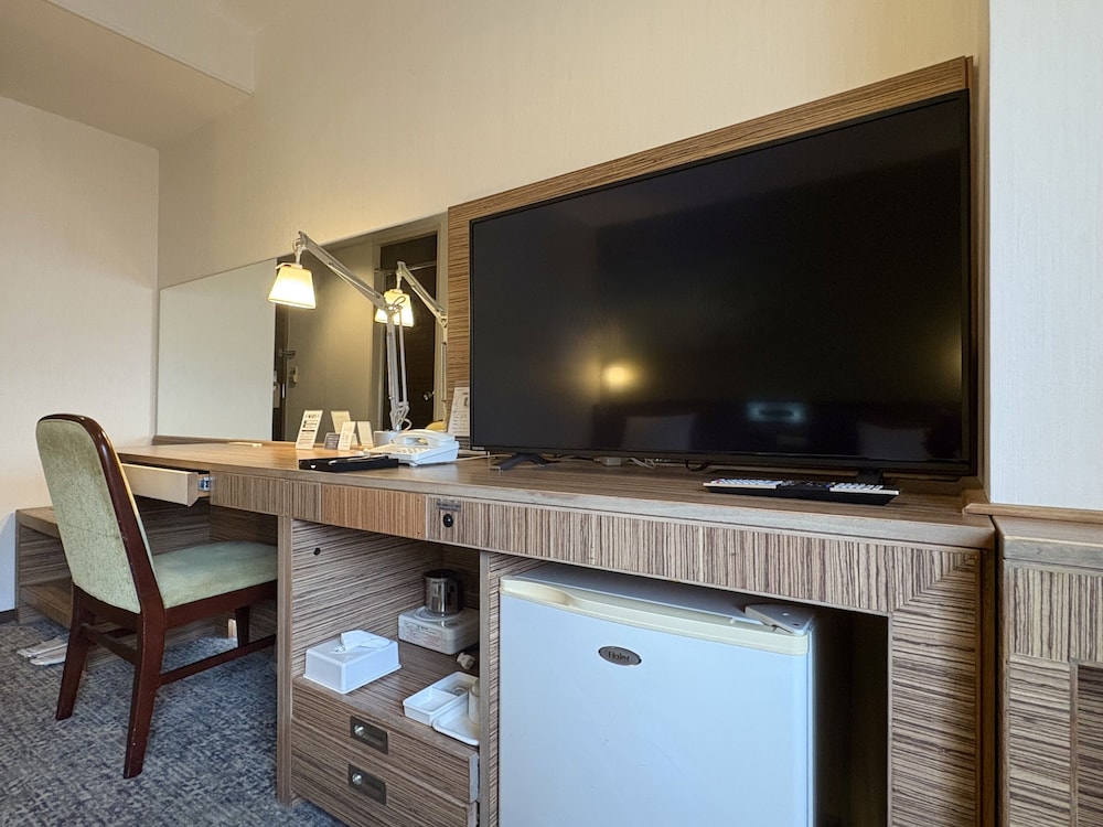 Cypresss Hotel Nagoya - Eki Mae 61/62