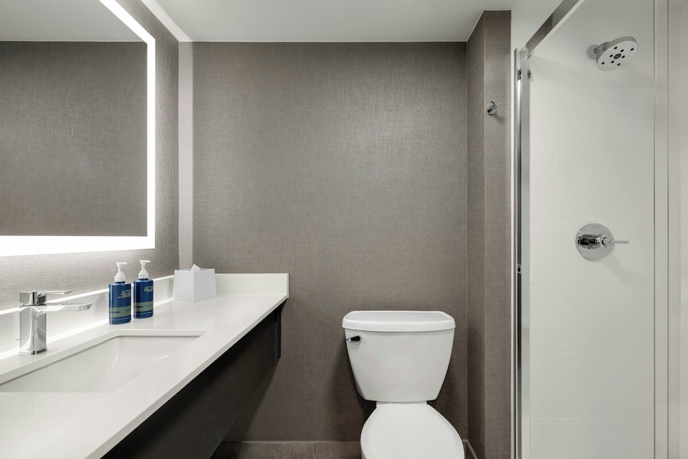 Four Points by Sheraton Columbus - Polaris 51/52