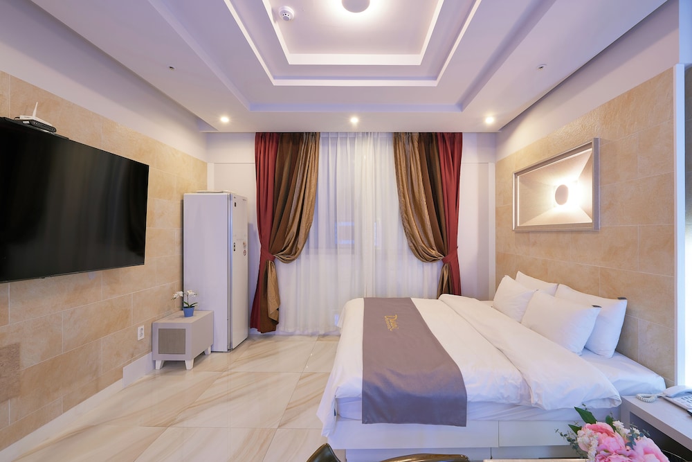 Dubai Hotel Gwangju 6/44