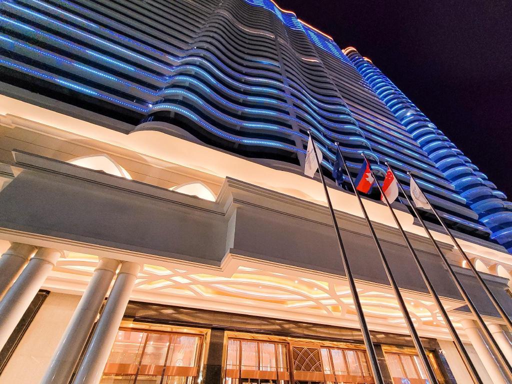 Howard Johnson Plaza by Wyndham Blue Bay Sihanoukville 4/48