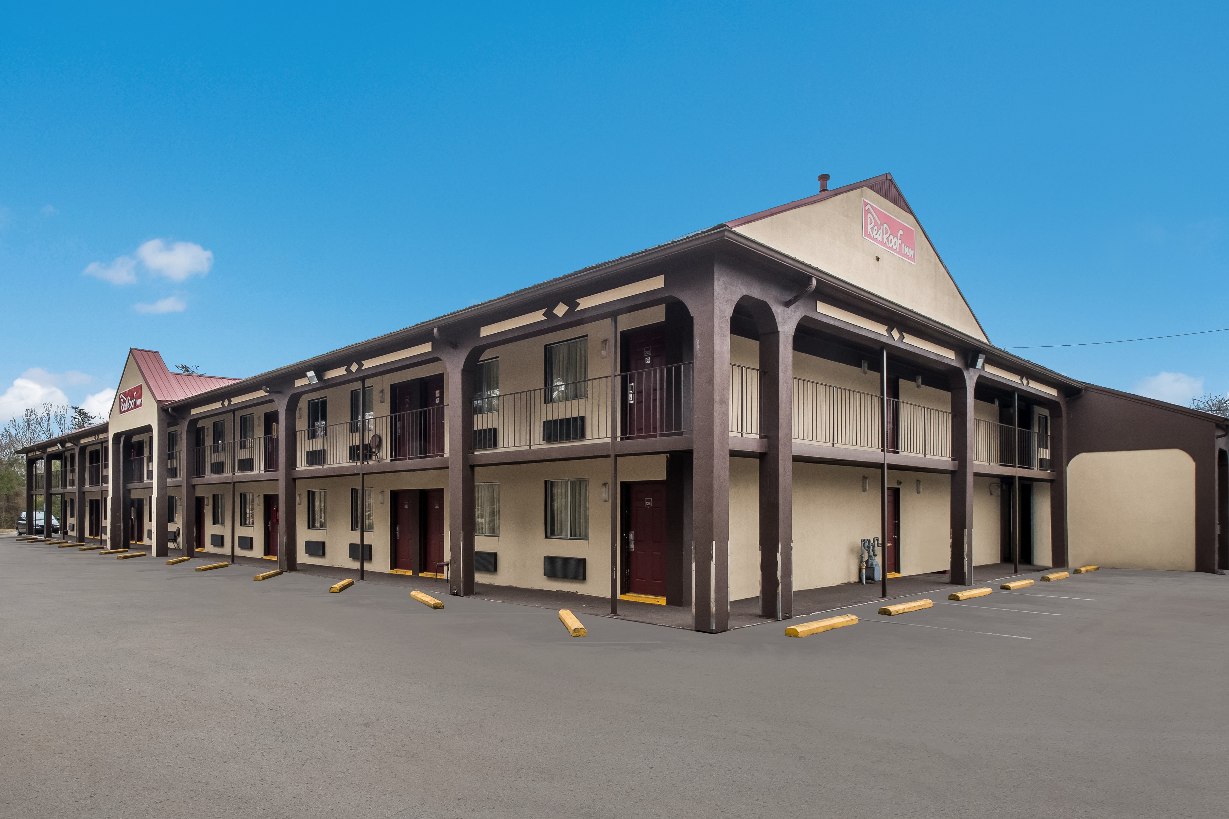 Red Roof Inn Crossville 8/28