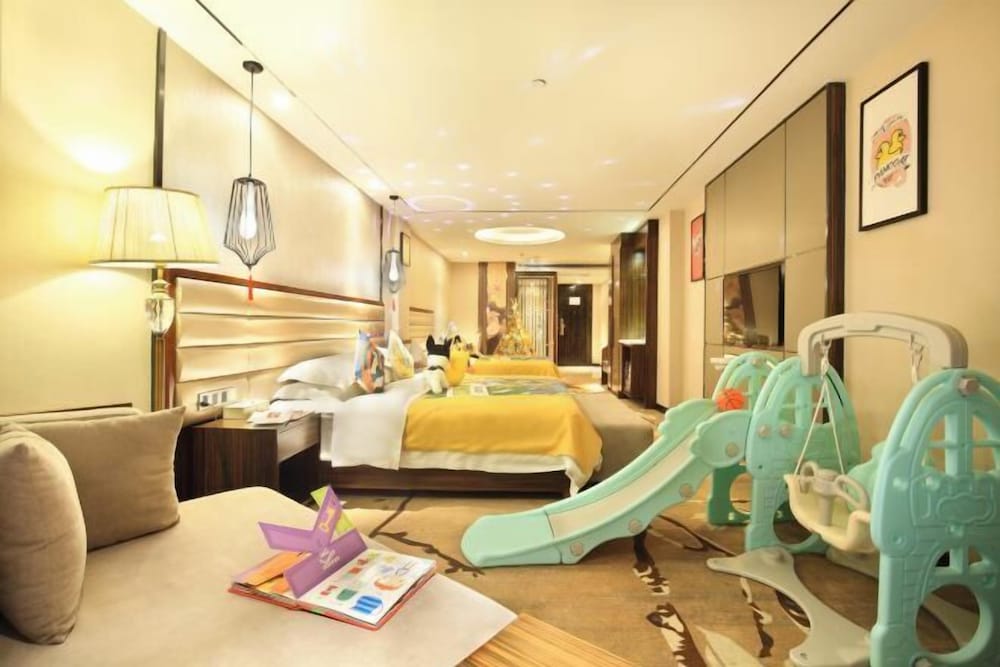 Days Hotel by Wyndham Guilin 32/42