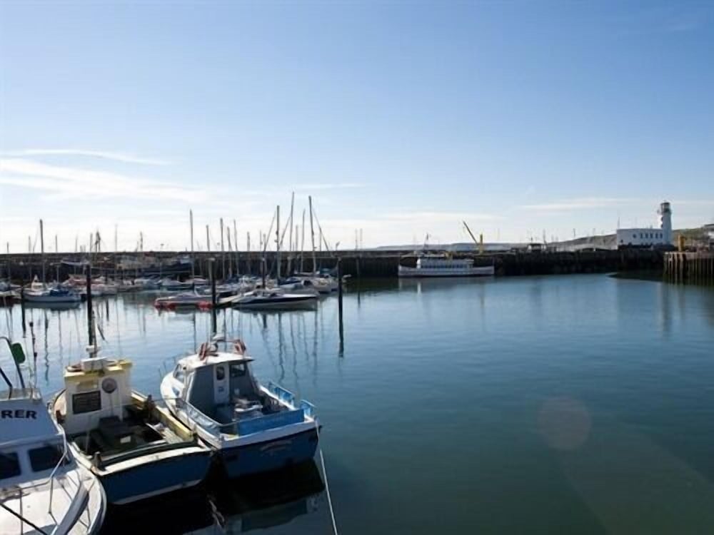 Harbourside Apartments 39/50