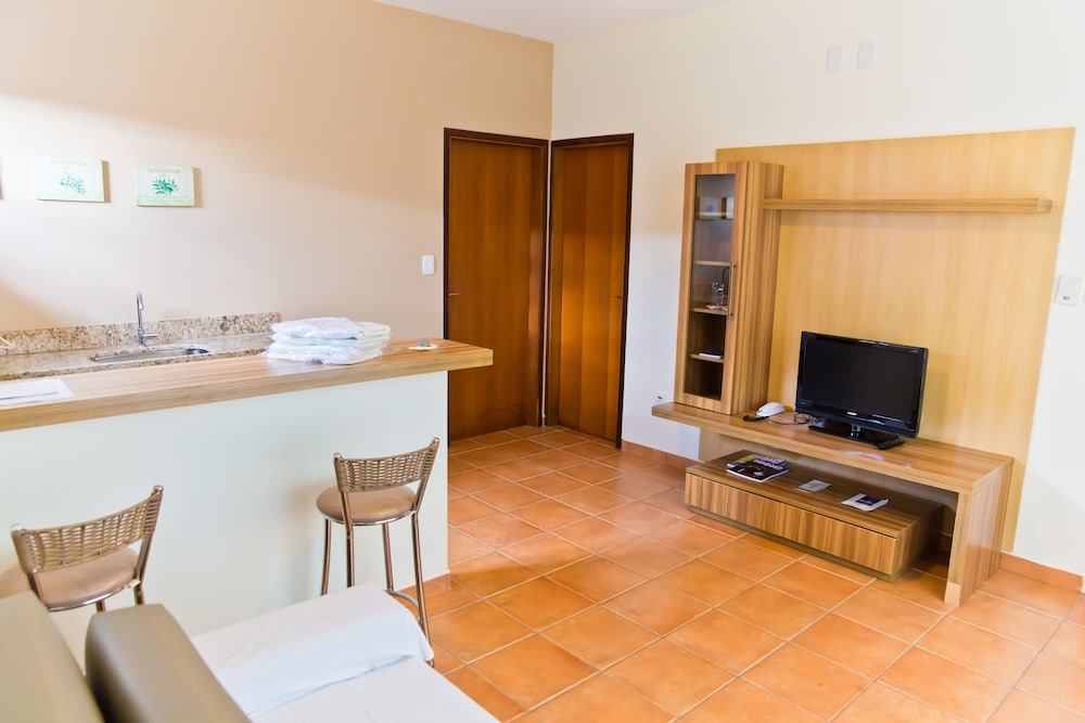 Ramada by Wyndham Furnaspark 29/48