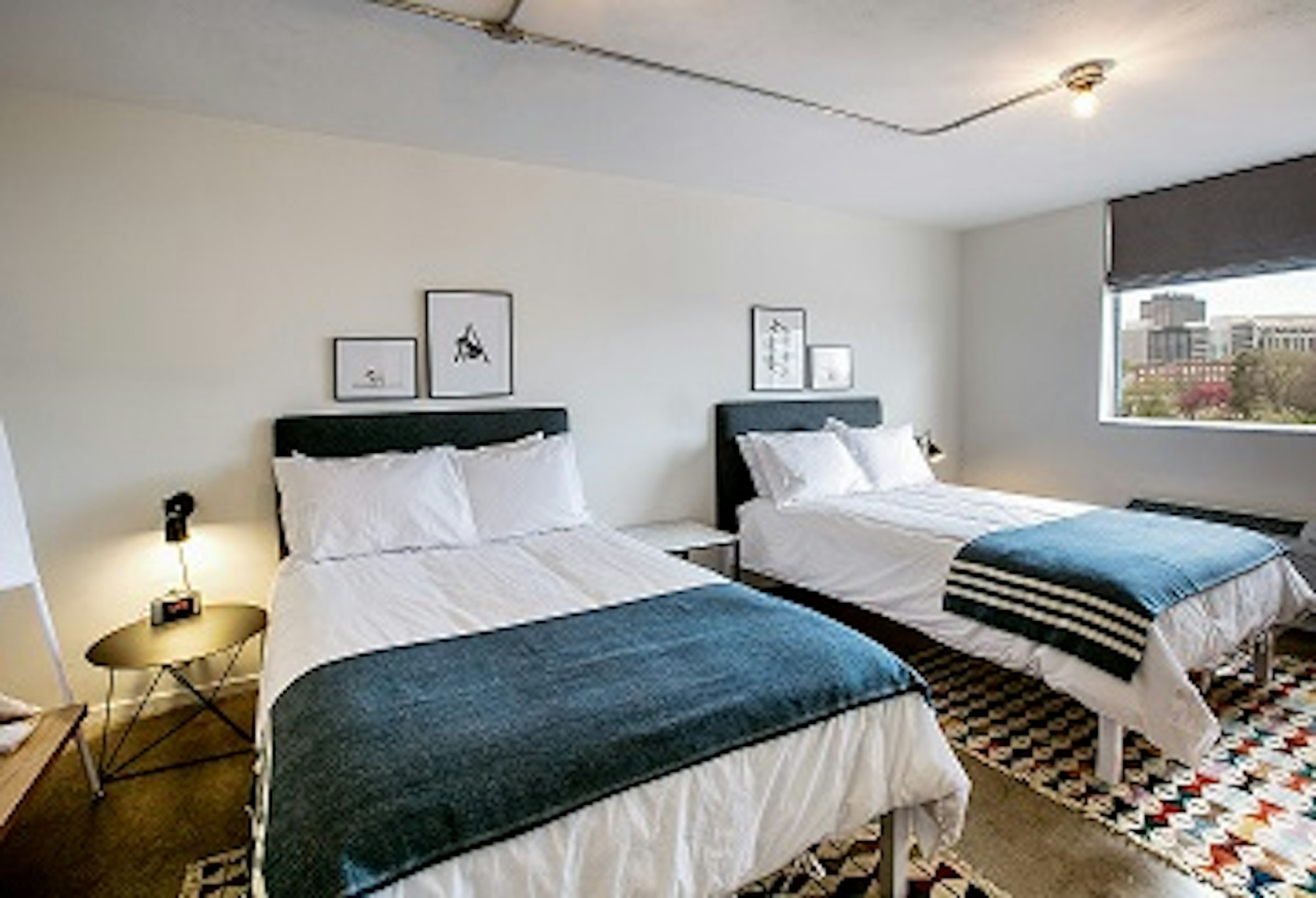 Trumbull and Porter hotel 28/80
