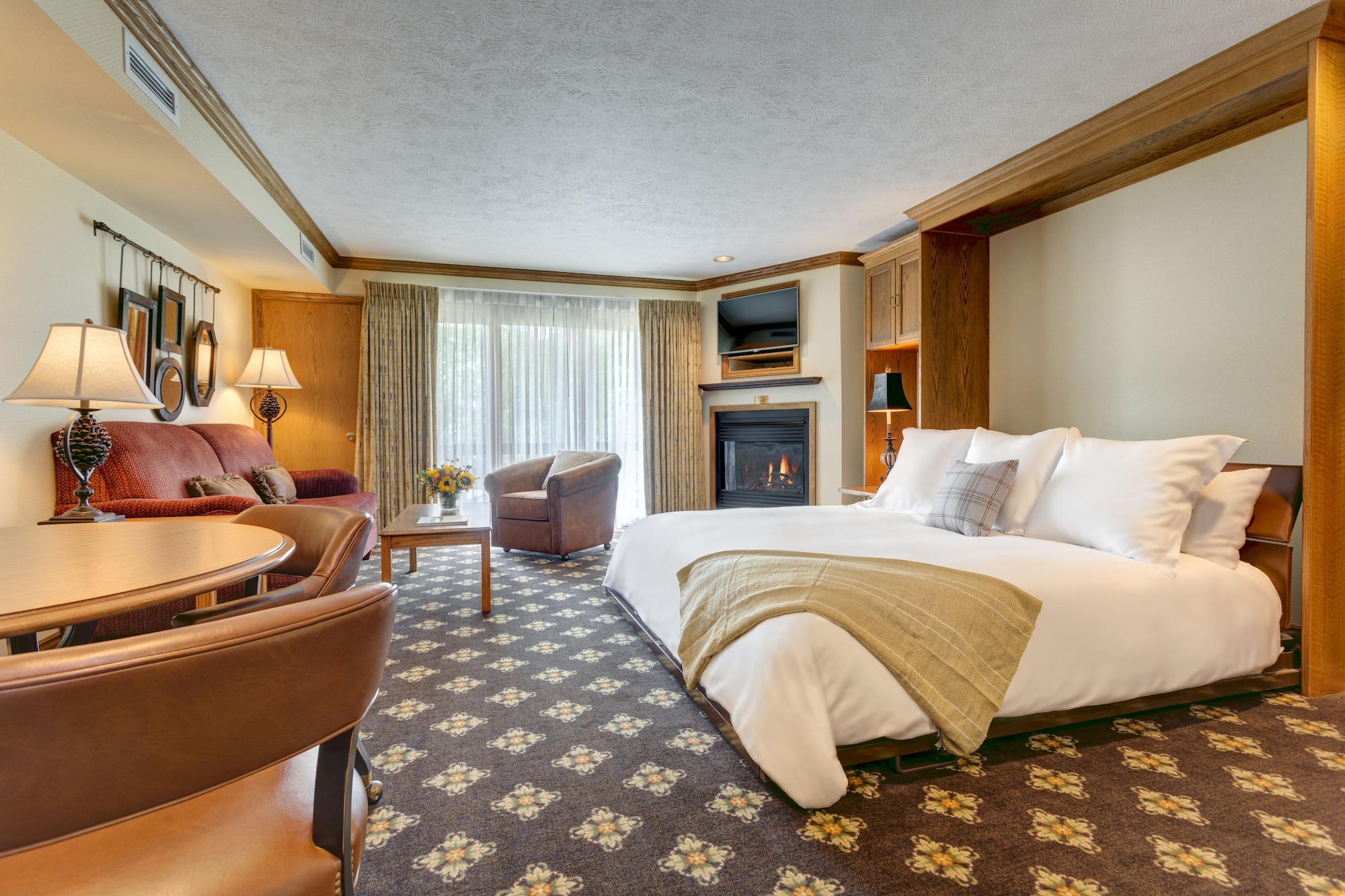 Deluxe, King Bed, Murphy Bed, Sofa, Healing High Floor