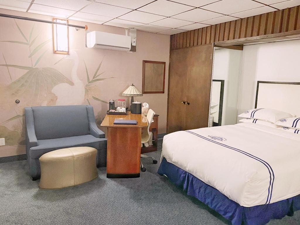 غرفة عائلية بسرير كينج، Wangshi China Palace Bed And Breakfast 3/3