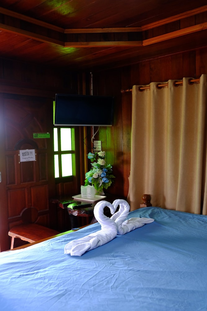 Banmai Hom Resort 9/17
