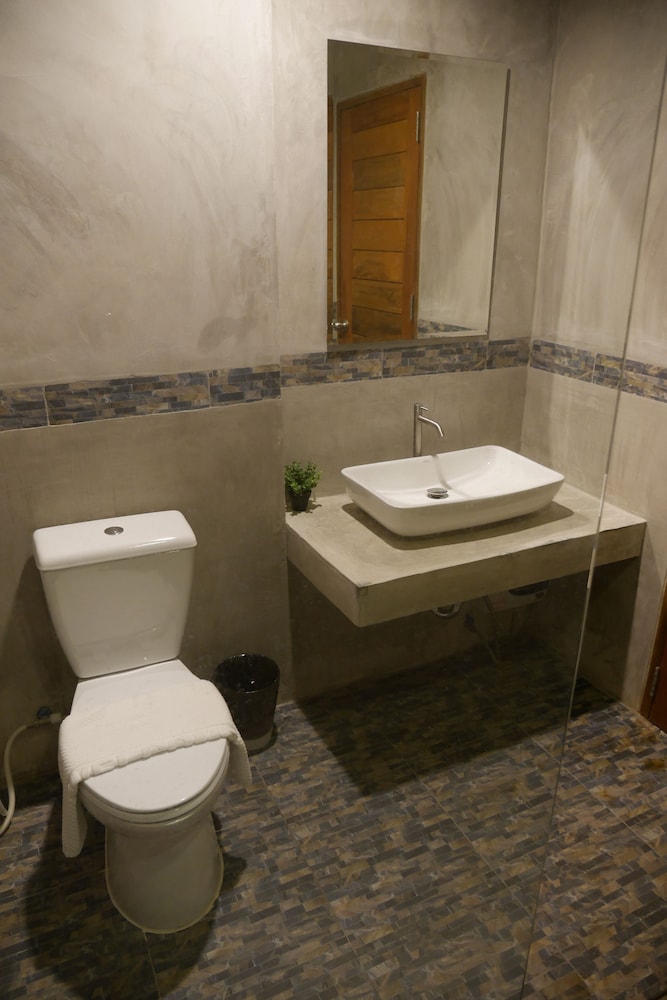 B3 Hotel 43/45