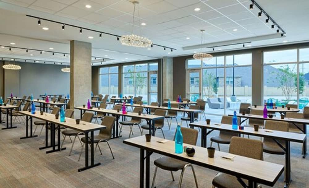 Aloft Fort Worth Trophy Club 24/30