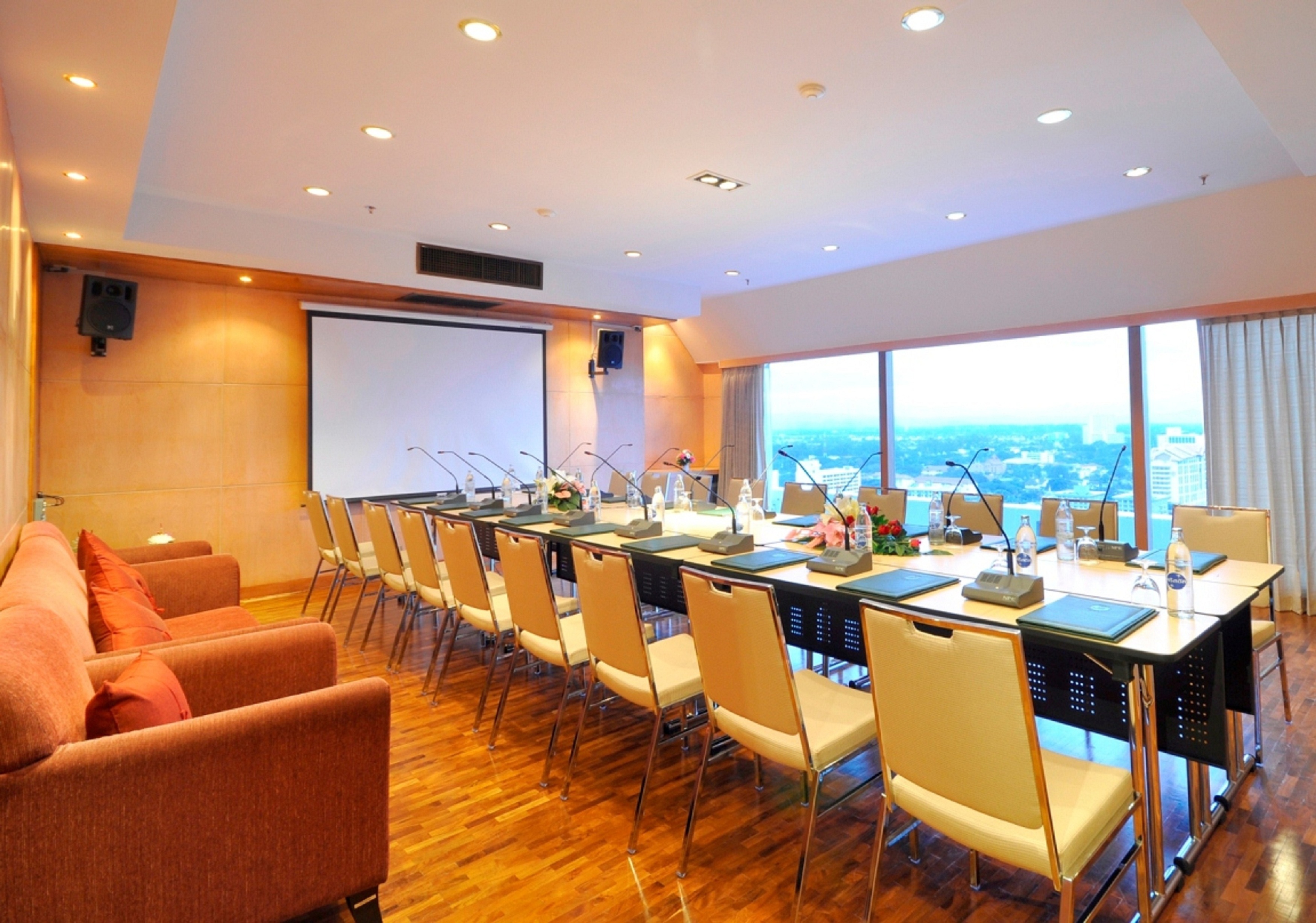 Duangtawan Hotel Chiang Mai 37/50