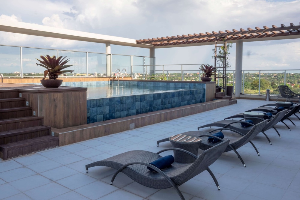 Dazzler by Wyndham Ciudad del Este 59/62