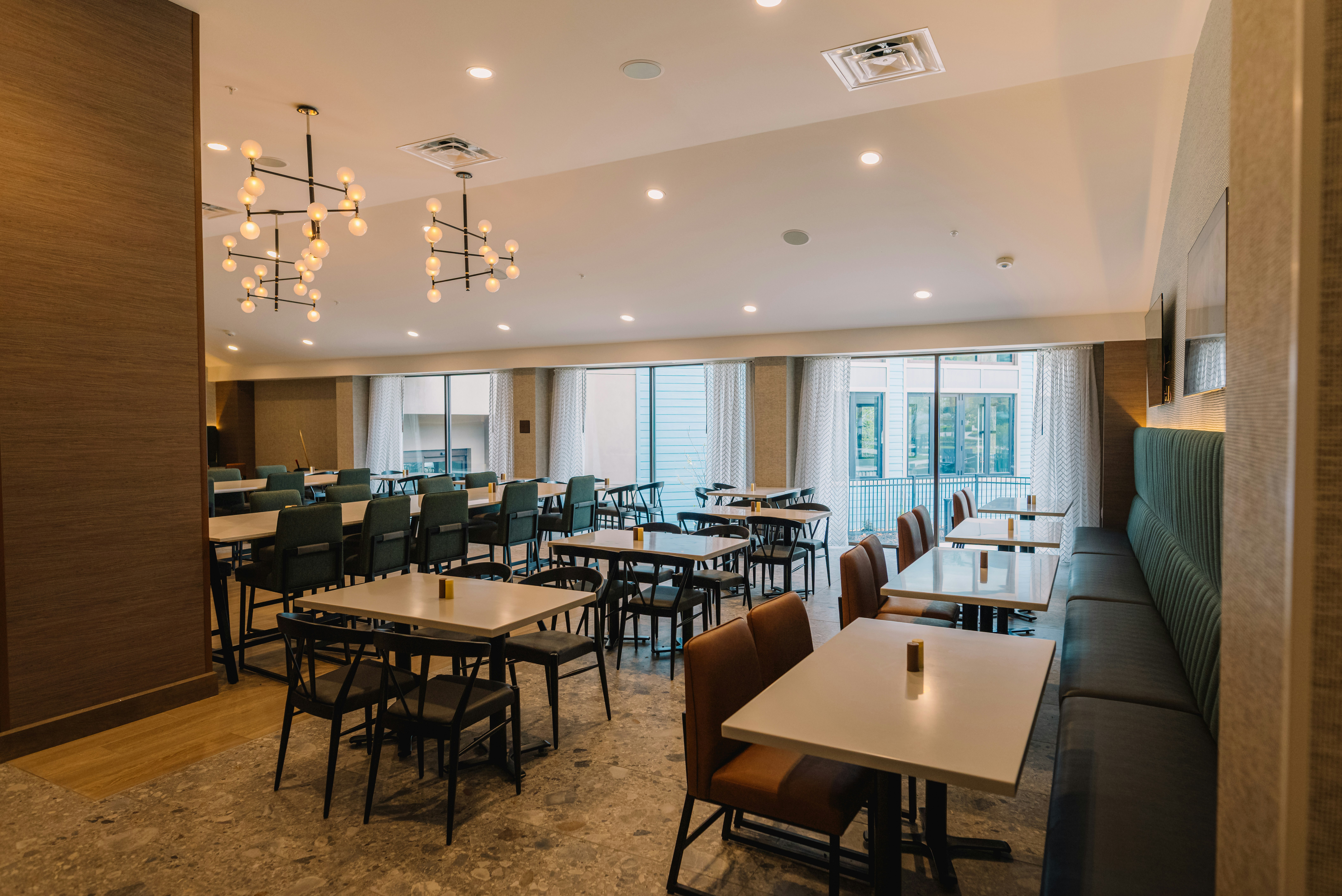 Embassy Suites by Hilton Gatlinburg Resort 37/55