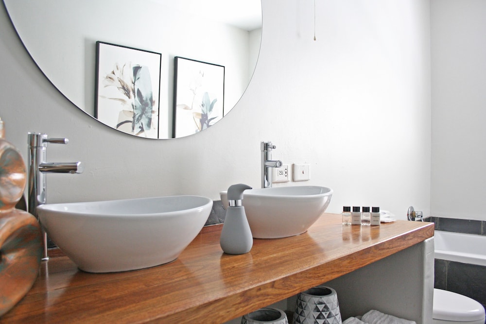 Abalone House &amp; Spa 60/75