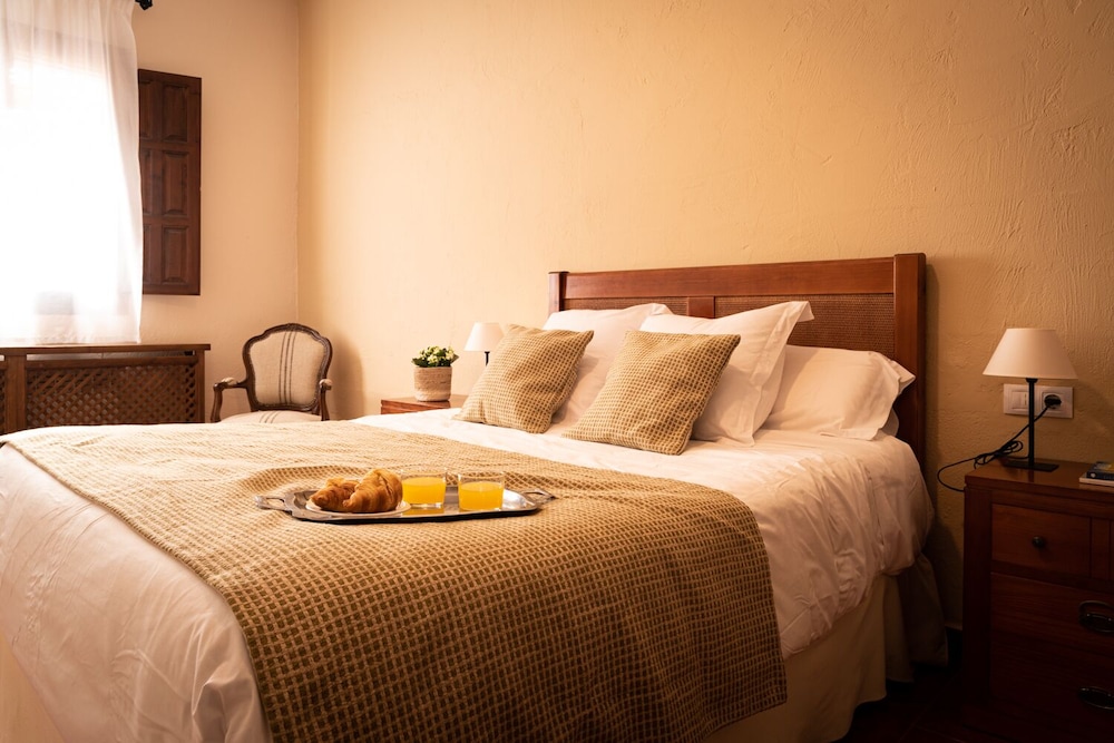 Hotel Val De Pinares 9/34