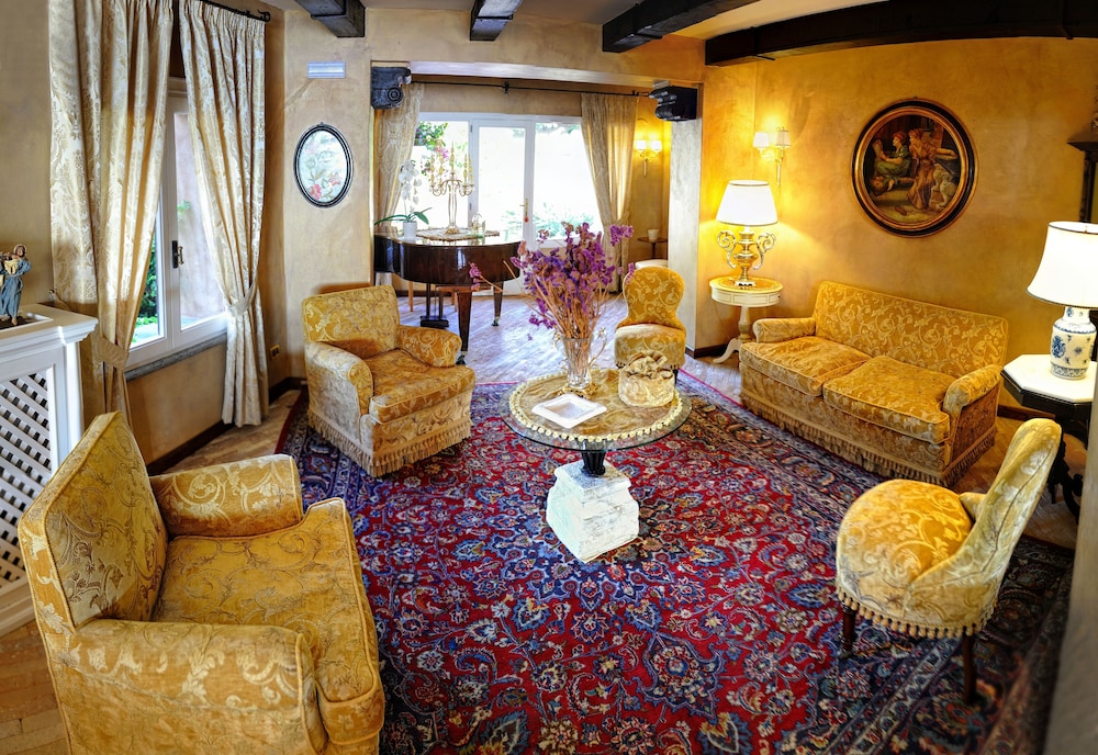 Hotel Porto Pirgos 29/30