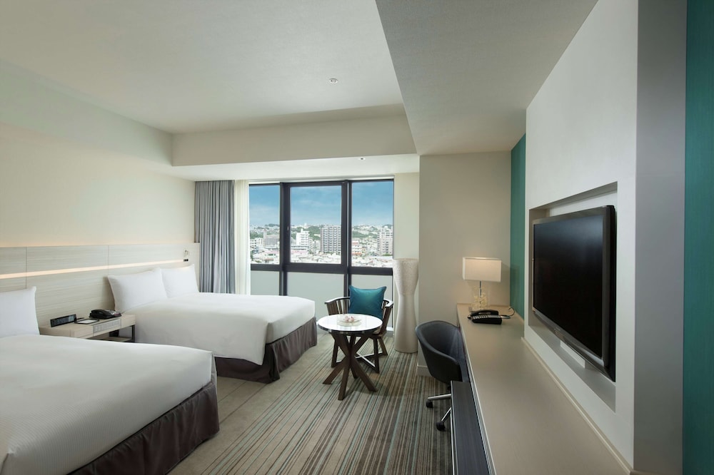 Hilton Okinawa Chatan Resort 25/77