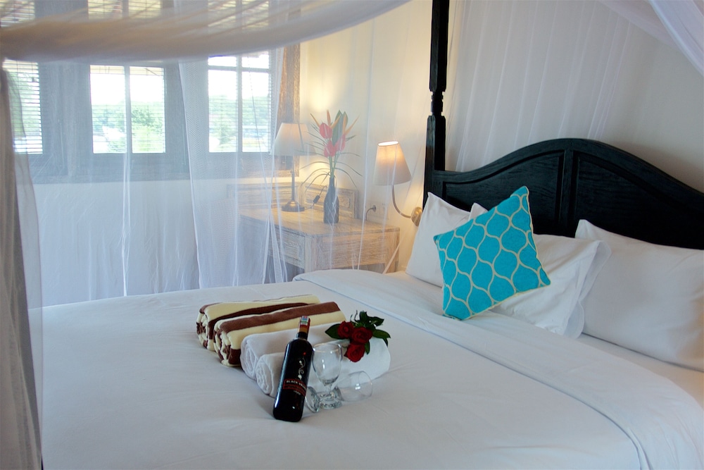 Ok Divers Resort & Spa 56/76