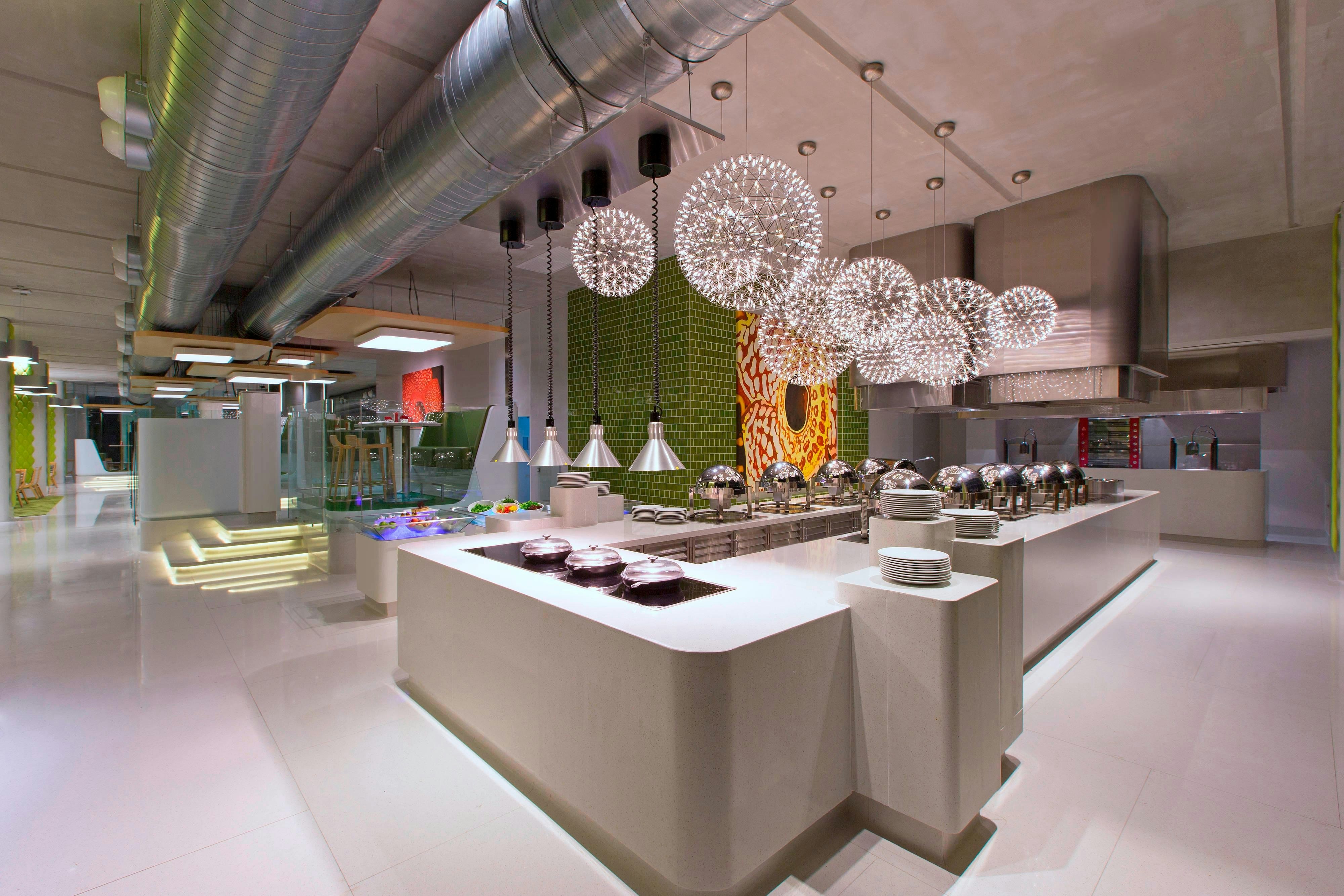 Aloft Kuala Lumpur Sentral Hotel 56/82