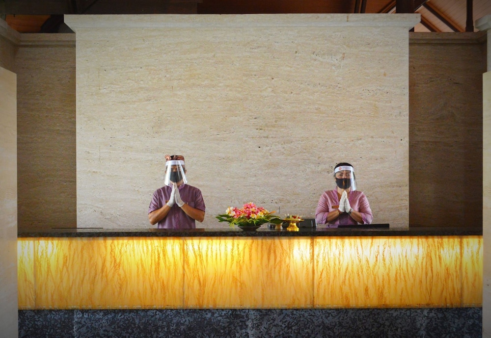 Grand Balisani Suites Hotel 10/71