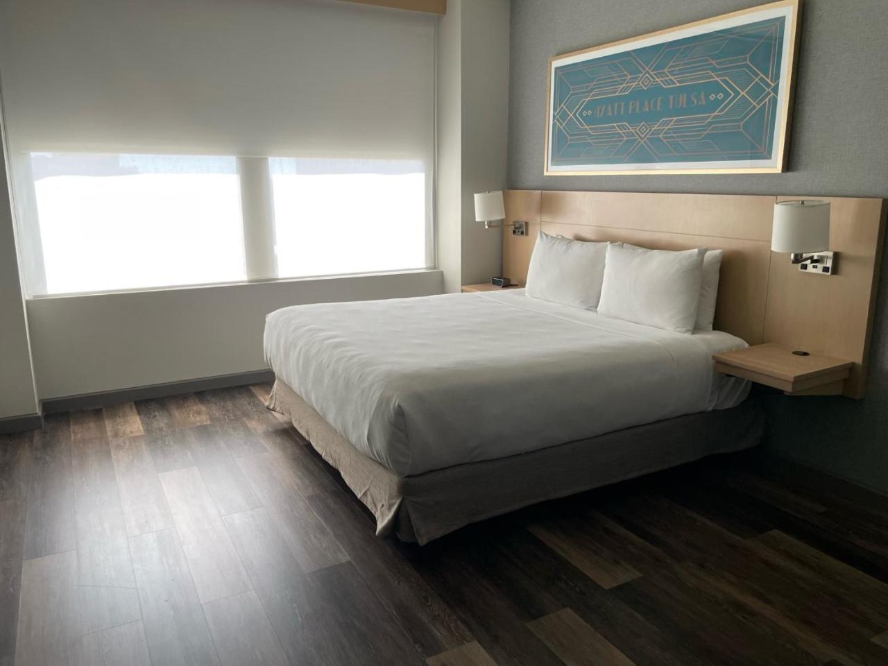 Specialty, King Bed, Sofa, Corner