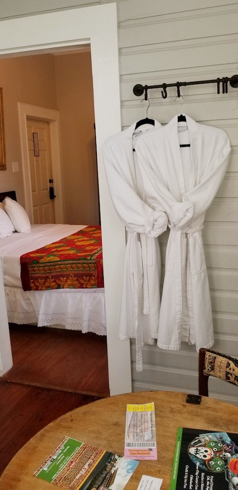 Inn on the Riverwalk 13/50