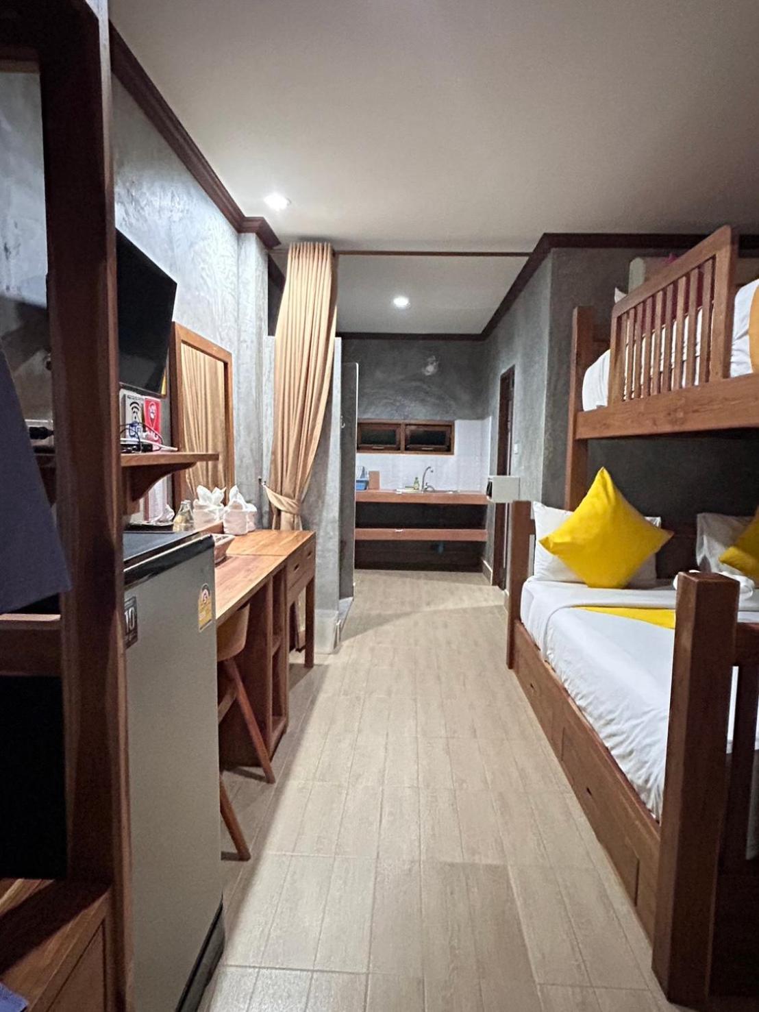 Deluxe, Family, Araya Boutique Hotel 4/10