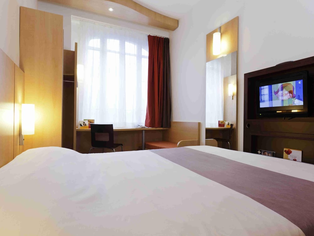 Ibis Paris Tour Montparnasse 15eme 8/30