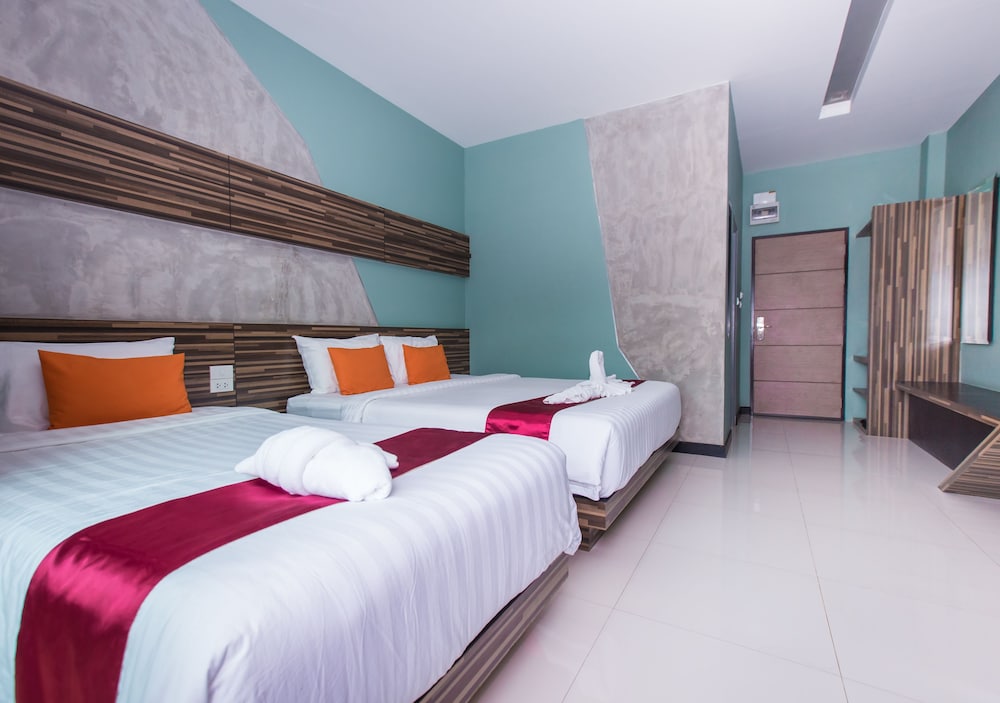 Ray Hotel 19/58