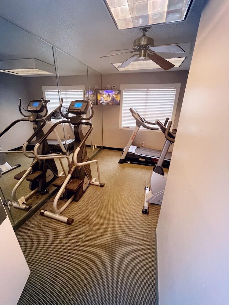 Studio 6 Extended Stay - Greensboro, NC 29/47