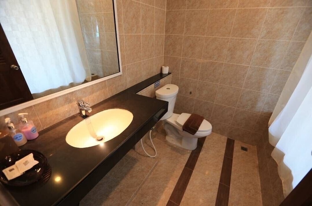 At Sea Residence 50/50