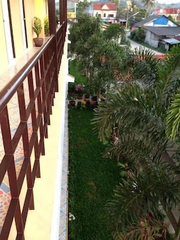 Phuket Airport Inn 7/52